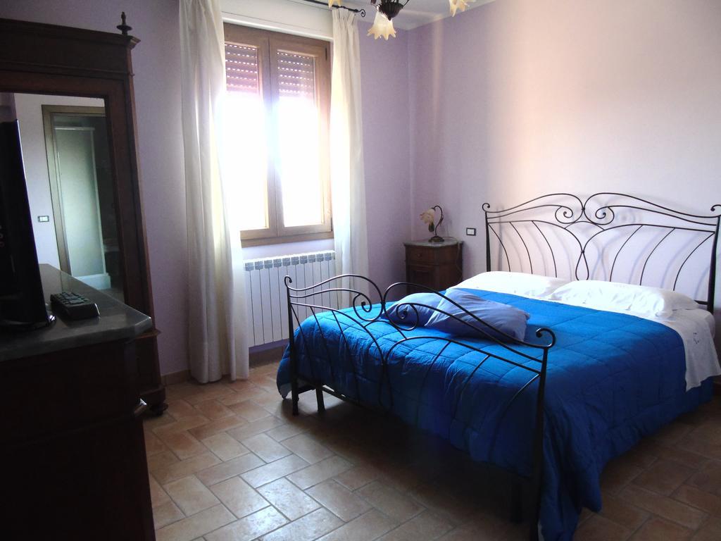 فيلا توديفي Agriturismo Poponi المظهر الخارجي الصورة